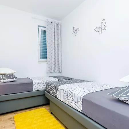 Moon River - Two-bedroom With Terrace Apartamento *