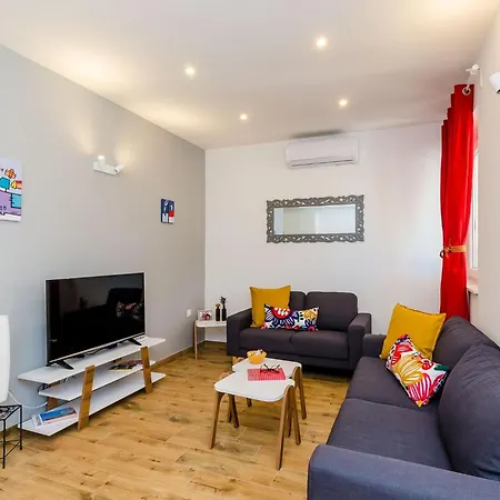 Apartamento Moon River - Two-bedroom With Terrace Mokošica