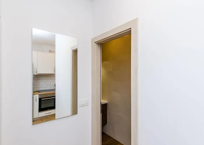 아파트 Moon River - Two-bedroom With Terrace