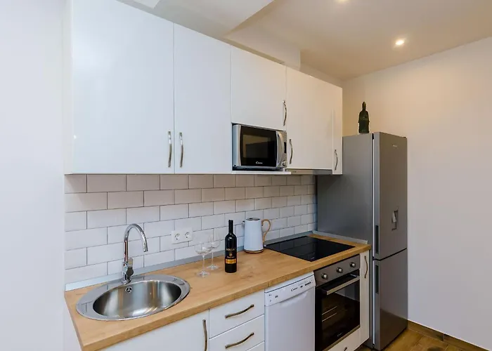 Moon River - Two-bedroom With Terrace Mokošica