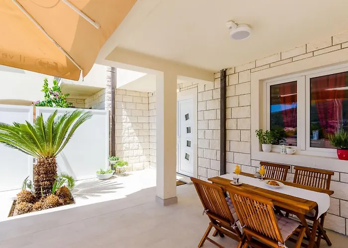 Appartamento Moon River - Two-bedroom With Terrace *