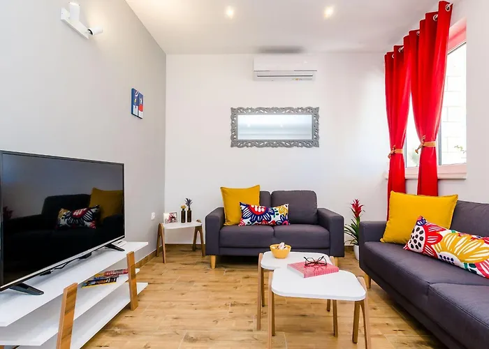 Moon River - Two-bedroom With Terrace Appartamento *